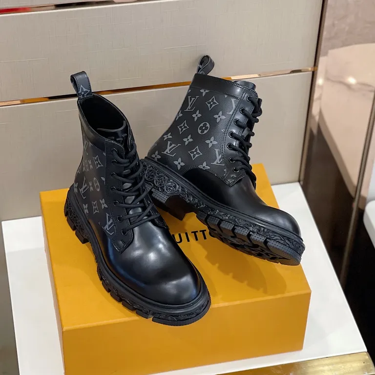 Louis Vuitton Shoe 